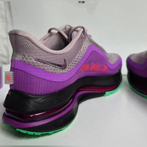 Nike Air Zoom Pegasus Premium Flyknit Purple II0602-500 Women's Sz 11.5 Mens 10 - Picture 9 of 13